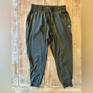 Thrive Société Joggers